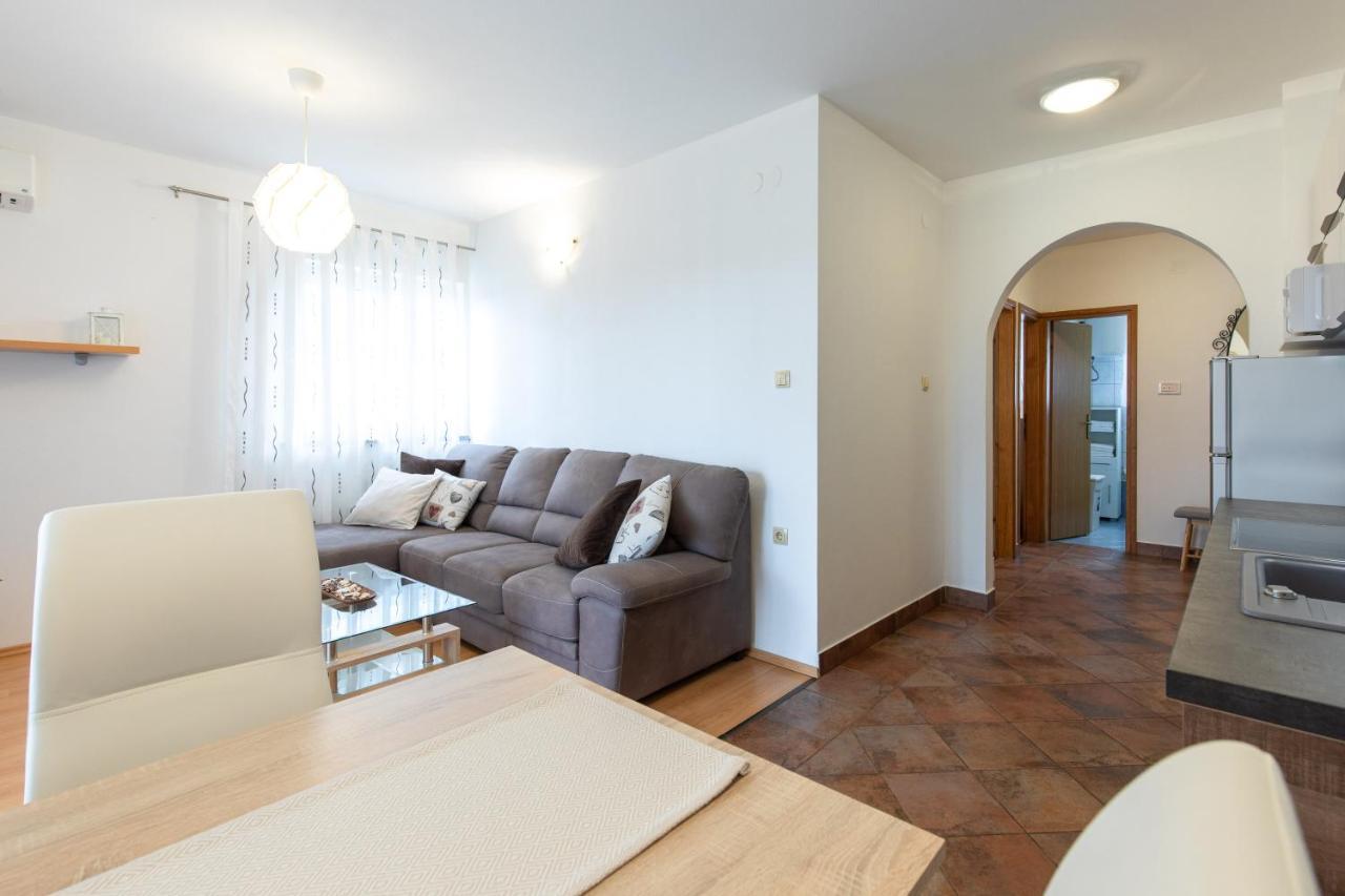 Apartments Stipancic Krk Town Exterior foto