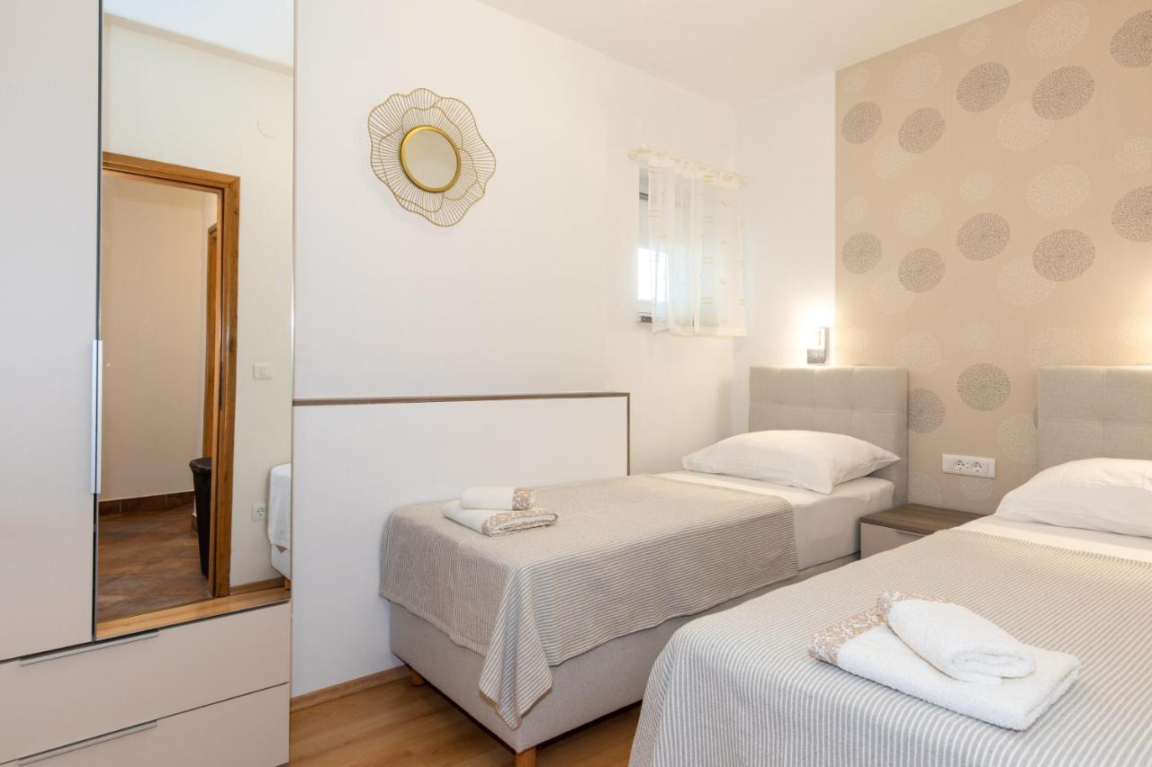 Apartments Stipancic Krk Town Exterior foto